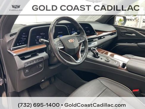 Certified 2024 Cadillac Escalade ESV Premium Luxury AWD/4WD image 21