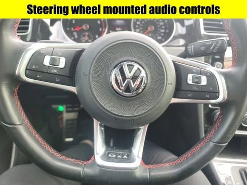 Used 2018 Volkswagen GTI SE image 13