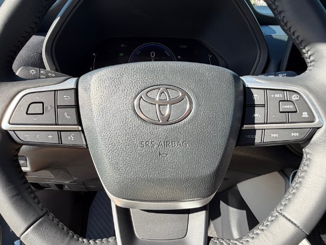 New 2026 Toyota Grand Highlander XLE FWD image 10