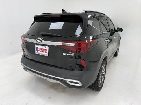 Used 2021 Kia Seltos SX w/ SX Sunroof Package AWD/4WD image 20