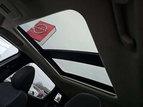 New 2026 Nissan Kicks SV w/ SV Premium Package image 10