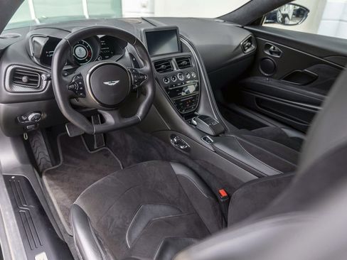Used 2019 Aston Martin DBS Superleggera image 36