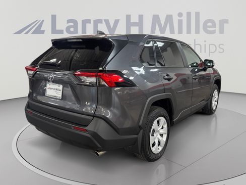 Used 2025 Toyota RAV4 LE FWD image 5