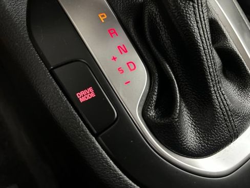 Used 2022 Kia Forte LXS w/ LXS Technology Package FWD image 13
