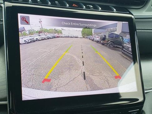 Used 2022 Jeep Grand Cherokee Limited image 31