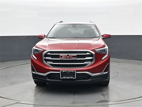 Certified 2020 GMC Terrain SLT w/ Preferred Package image 2
