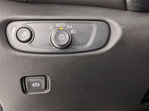 Used 2022 Chevrolet Blazer RS image 22