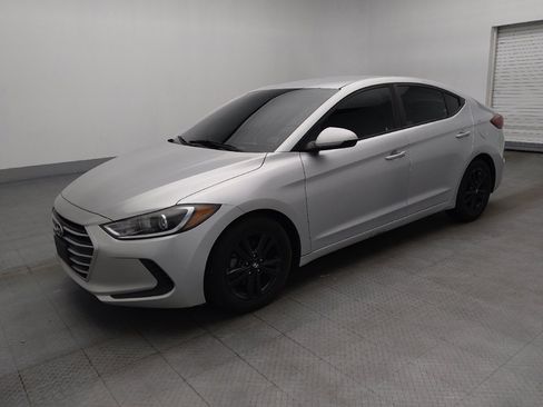 Used 2018 Hyundai Elantra SEL FWD image 2