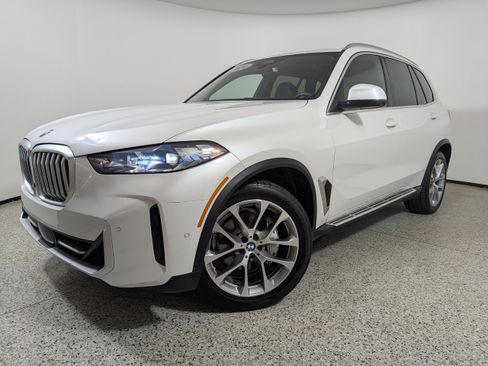 Used 2024 BMW X5 sDrive40i w/ Premium Package RWD image 18