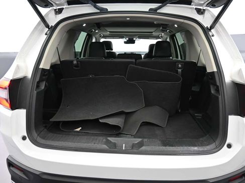 Used 2023 Honda Pilot Elite image 23