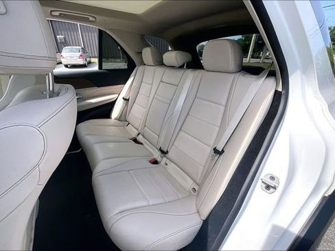 Used 2022 Mercedes-Benz GLE 350 image 19