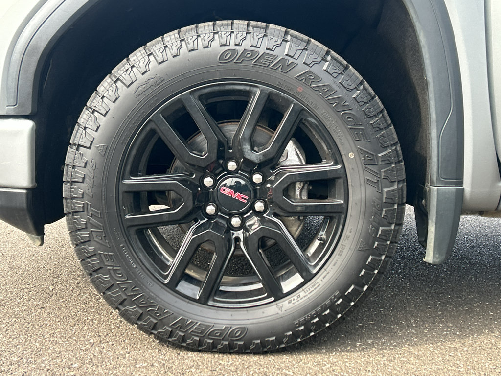 Used 2023 GMC Sierra 1500 Elevation w/ X31 Off-Road Package AWD/4WD image 10