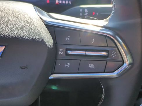 Used 2025 Chevrolet Traverse LT w/ Driver Confidence Package FWD image 22