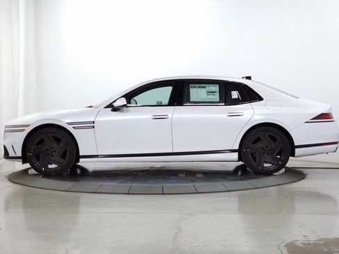 New 2026 Genesis G90 3.5T Prestige image 5