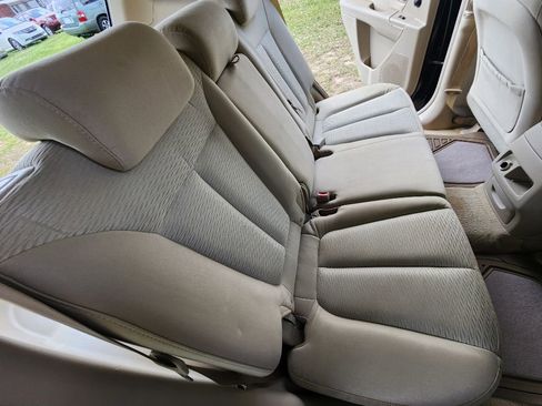Used 2007 Hyundai Santa Fe SE FWD image 9