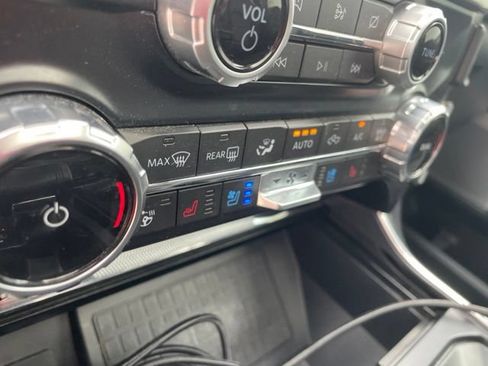 Used 2022 Ford F150 Raptor w/ Equipment Group 801A High AWD/4WD image 5