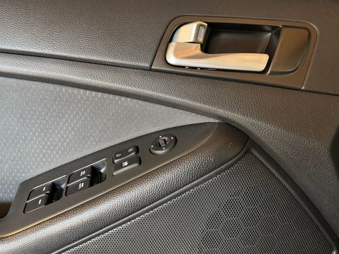 Used 2015 Kia Optima LX w/ Hybrid Convenience Package image 13