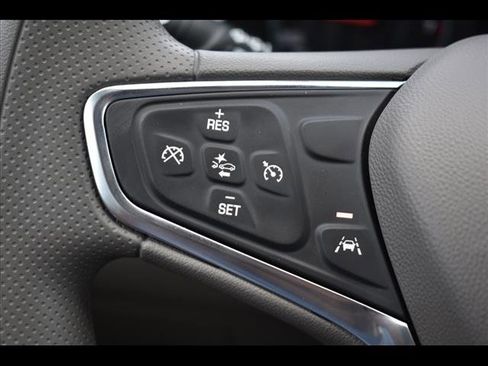 Used 2025 Chevrolet Malibu LS image 22