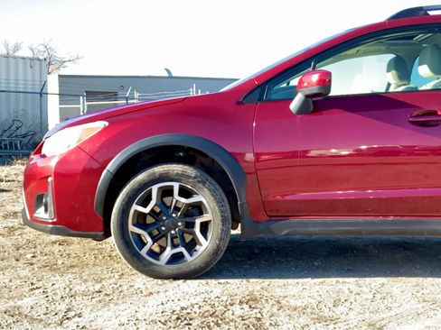 Used 2016 Subaru Crosstrek 2.0i Premium w/ Moonroof Package image 9