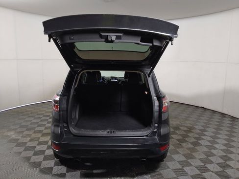 Used 2017 Ford Escape SE w/ Equipment Group 201A AWD/4WD image 29