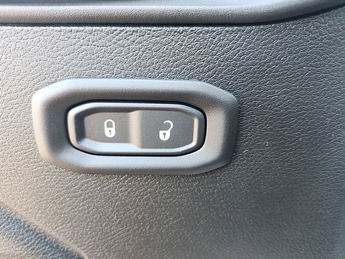 New 2026 Jeep Wrangler Sport S image 19