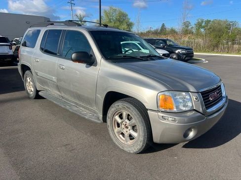Used 2002 GMC Envoy XL SLT AWD/4WD image 3