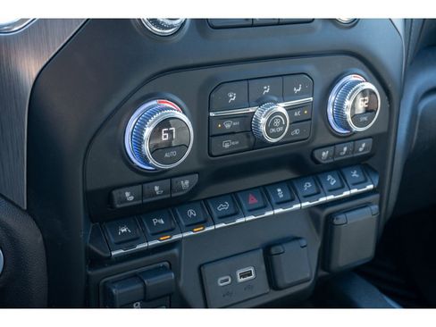 Used 2020 GMC Sierra 1500 Denali w/ Denali Ultimate Package image 22