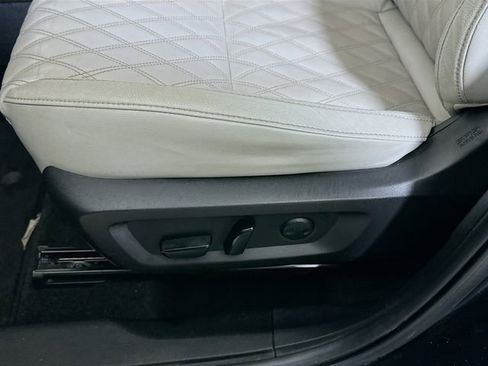 Used 2022 Mitsubishi Outlander SEL image 19