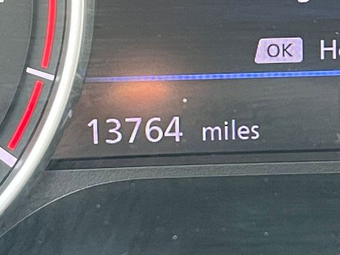 Used 2025 Nissan Sentra SV image 39