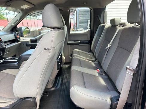Used 2018 Ford F150 XL w/ Equipment Group 101A Mid AWD/4WD image 25