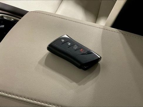 Used 2024 Lexus RX 350h w/ Accessory Package (Z1) AWD/4WD image 35