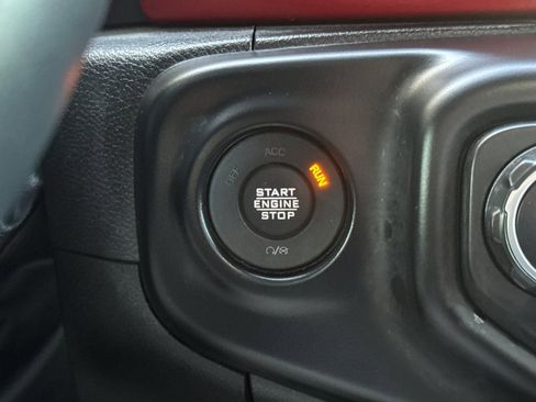 Used 2022 Jeep Gladiator Rubicon image 25