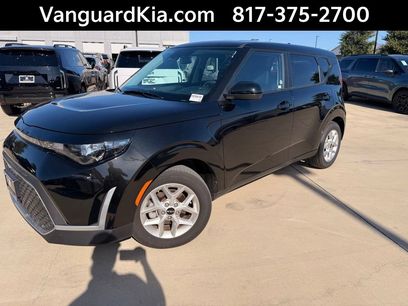 Certified 2025 Kia Soul LX w/ LX Technology Package