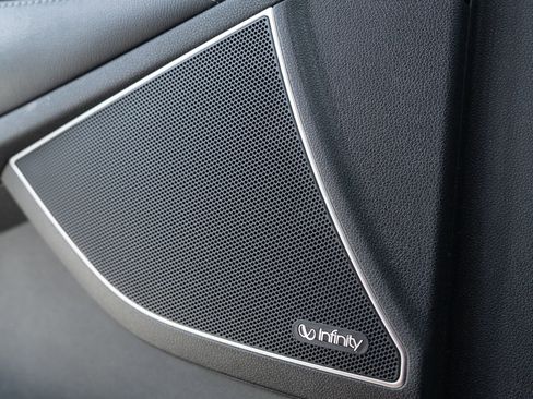 Used 2017 Kia Sorento SX FWD image 30