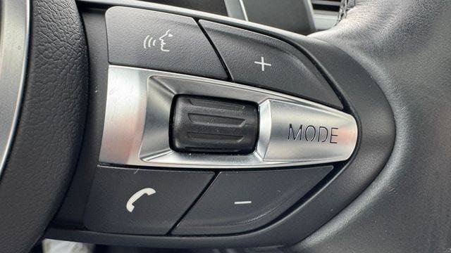 Used 2020 BMW 430i xDrive Coupe w/ M Sport Package AWD/4WD image 34
