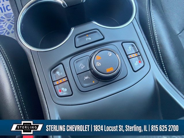 Used 2022 GMC Terrain SLT w/ Infotainment Package II AWD/4WD image 26