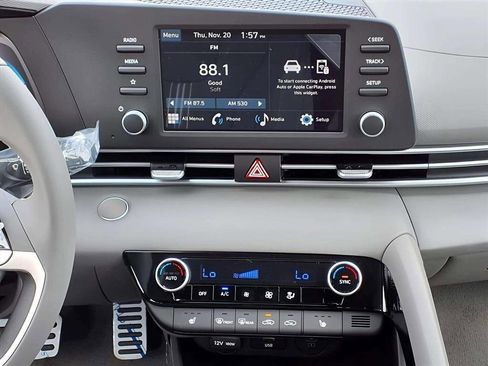 New 2026 Hyundai Elantra SEL Sport image 13