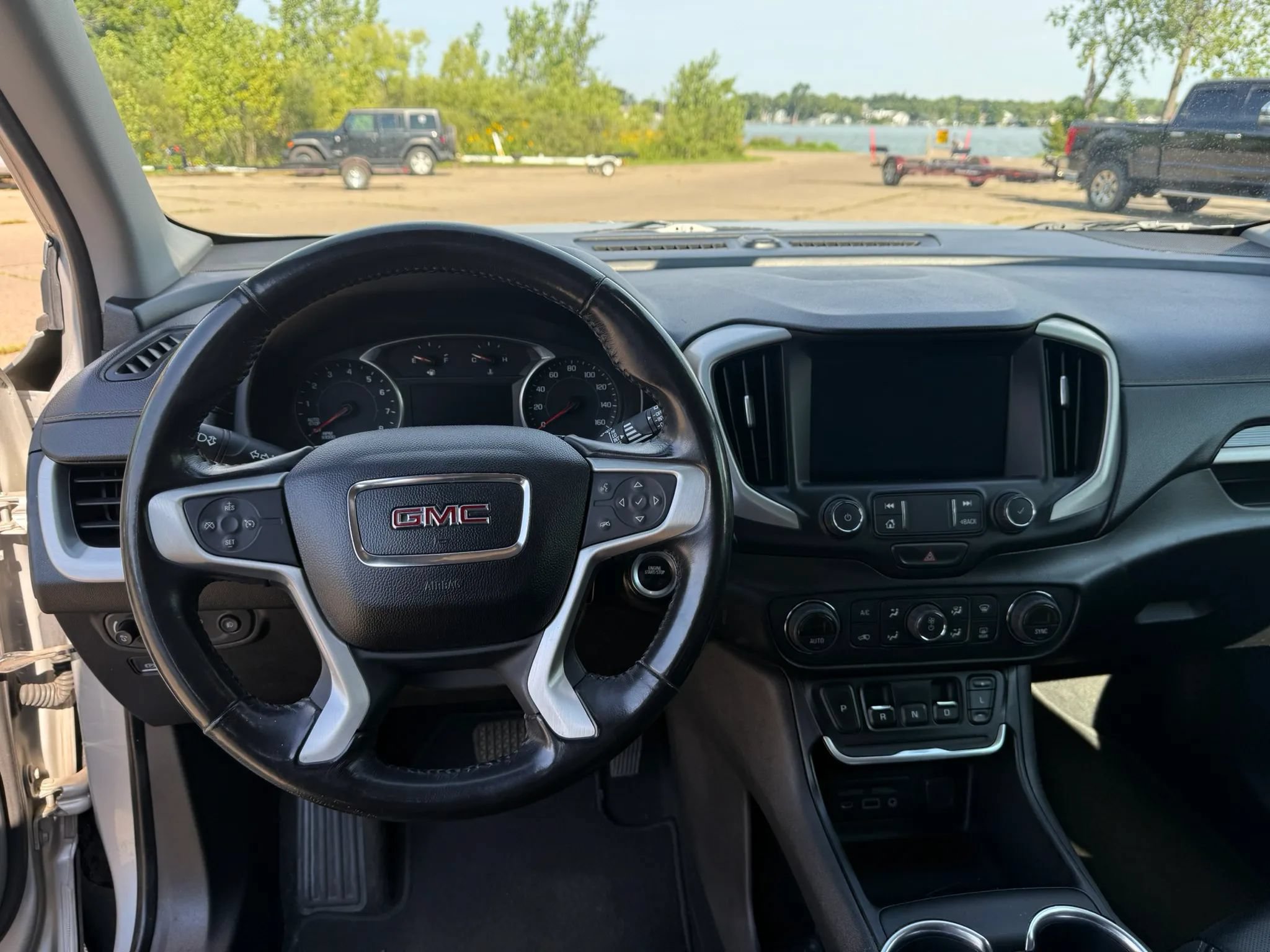 Used 2019 GMC Terrain SLT AWD/4WD image 14