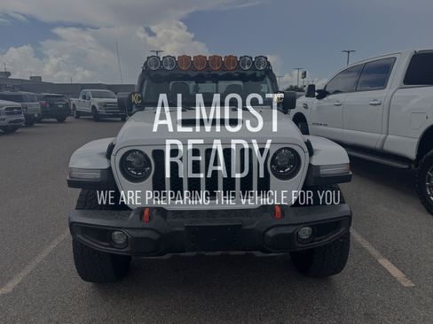 Used 2023 Jeep Gladiator Mojave w/ LED Lighting Group AWD/4WD image 1