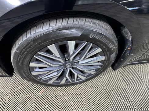 Used 2023 Nissan Altima 2.5 SV image 10