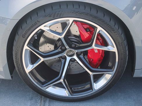 Used 2024 Audi RS 6 performance image 9