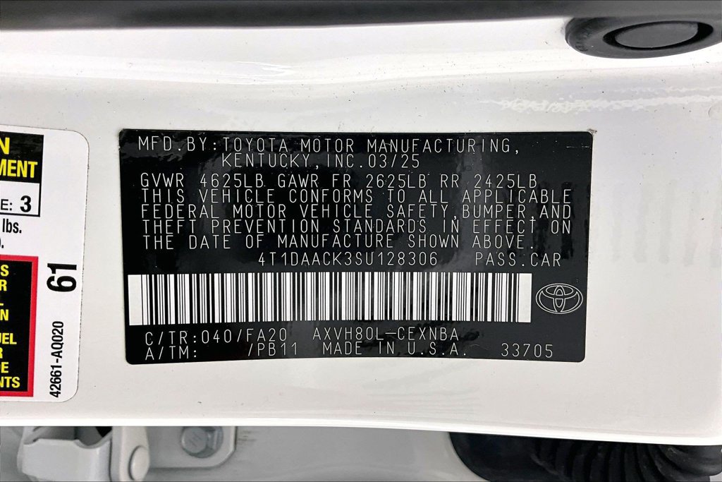 Used 2025 Toyota Camry LE FWD image 34