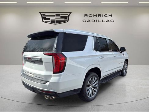 Used 2021 GMC Yukon Denali w/ Advanced Technology Package image 6
