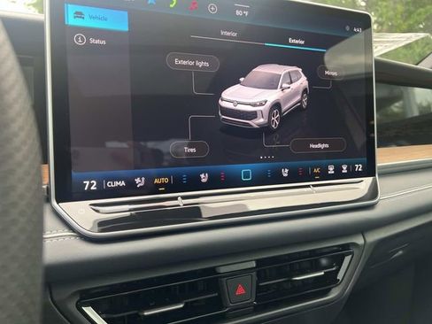 New 2026 Volkswagen Tiguan SEL R-Line AWD/4WD image 19
