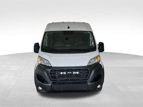 Used 2025 RAM ProMaster 2500 w/ Convenience Group FWD image 12