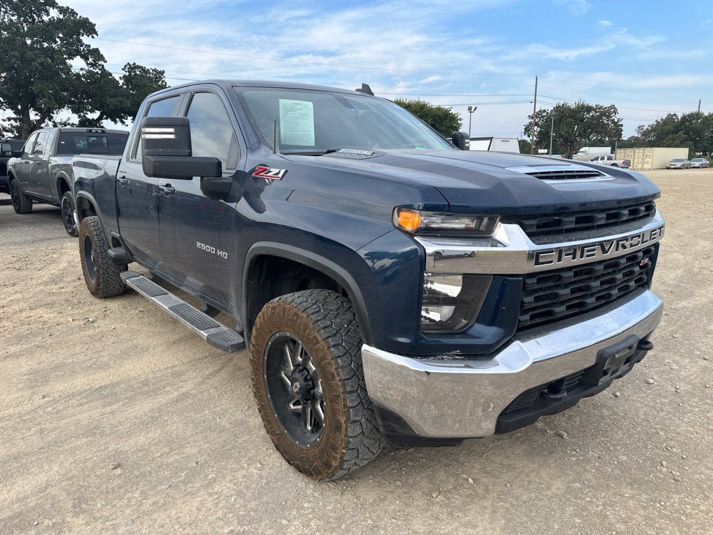 Used 2023 Chevrolet Silverado 2500 LT w/ Gooseneck/5TH Wheel Package AWD/4WD image 4