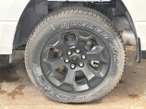 New 2026 RAM 1500 Express AWD/4WD image 42