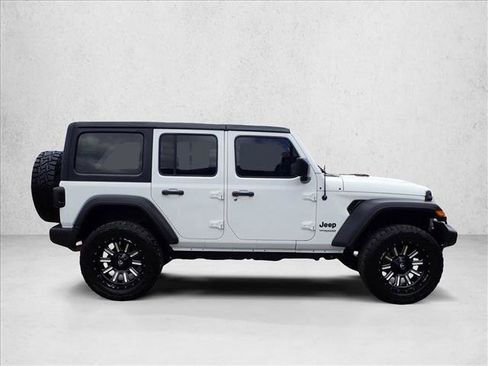 Used 2021 Jeep Wrangler Unlimited Sport AWD/4WD image 5