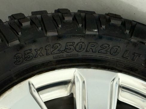 Used 2021 Ford F250 Platinum AWD/4WD image 40