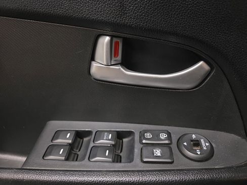 Used 2011 Kia Sportage LX image 15